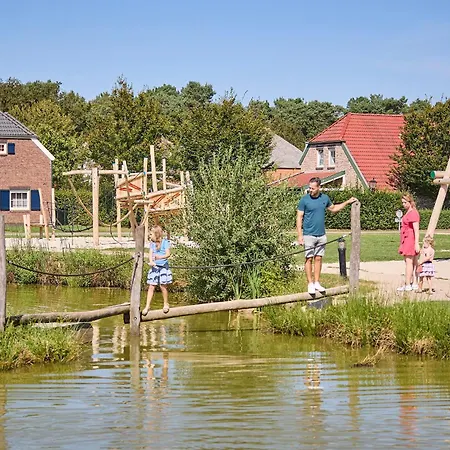 Recreatiepark De Leistert Kompleks wypoczynkowy *